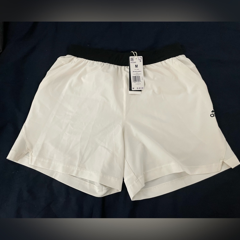 Adidas Men’s M Axis WVN 6 shorts